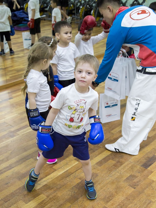 Открытый урок по таэквондо и kickboxing kids