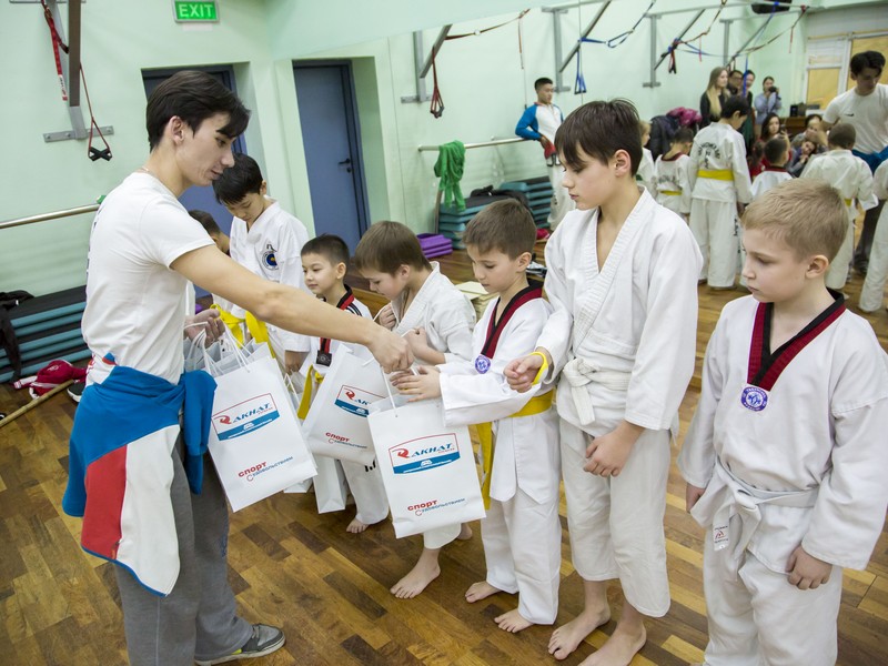 Открытый урок по таэквондо и kickboxing kids