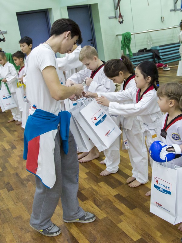 Открытый урок по таэквондо и kickboxing kids