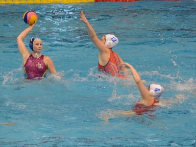 2014–2015 жылдардың маусымындағы әйелдердің командалары арасында су добынан Ресей чемпионатының 5 туры басталды.