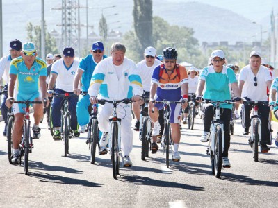 БАРЛЫҒЫҢА! БАРЛЫҒЫҢА! БАРЛЫҒЫҢА! «Rakhat Fitness» СК Сіздерді веложарысқа қатысуға шақырады!