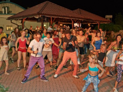 Rakhat Fitnessтегі жазғы кештер!